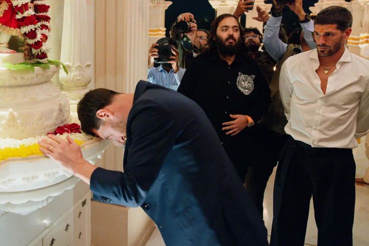 Messi, Hindu tanrısı Hanuman'ı ziyaret etti
