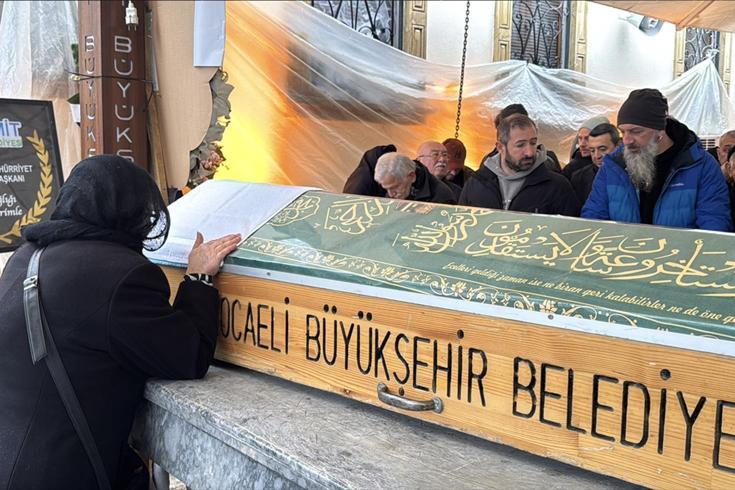 7 ay içinde ikinci acı! Serkan Keskin'in babası hayatını kaybetti