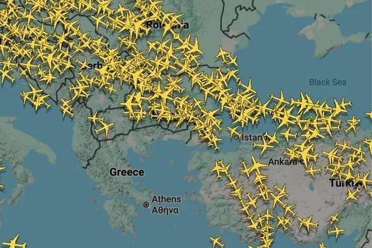 Yunanistan'da uçuşlar askıya alındı, bazı uçaklar Türkiye'ye yönlendirildi