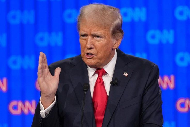 Trump: İran'a doğru ilerleyen büyük bir gücümüz var