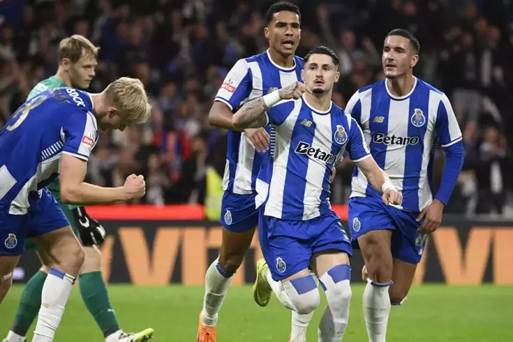 Önlerine geleni yeniyorlar! Bu takımı durdurabilene aşk olsun