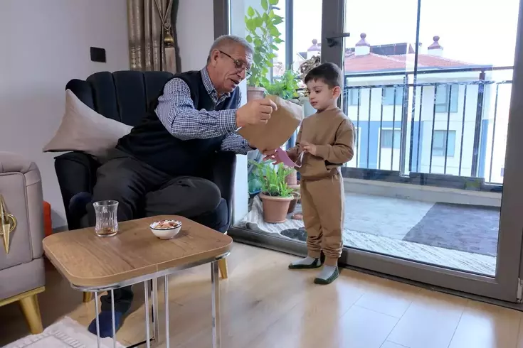 Bakan Kurum, küçük Yusuf ve dedesinin hikayesini paylaştı