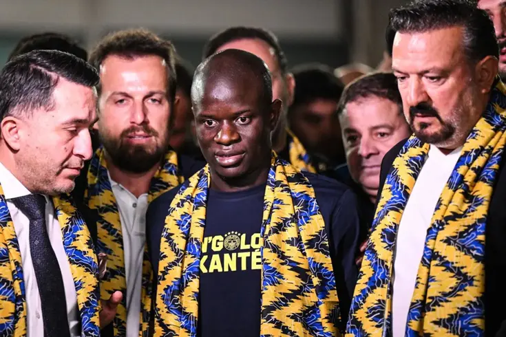 Ne yaptın sen Kante! Daha maça bile çıkmadan yaptığına beğeni yağıyor