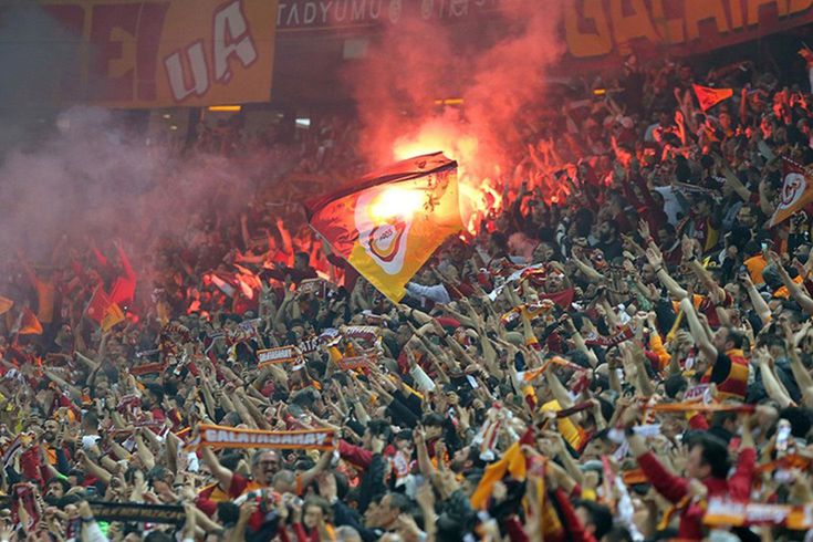 Galatasaray'da tepki çeken ayrılık! Taraftar çıldırdı