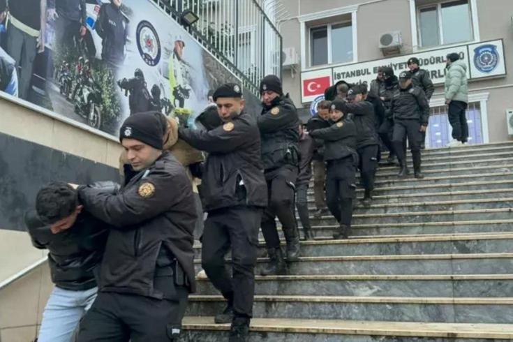 Borsa dolandırıcılığına dev darbe! 40 kişi tutuklandı