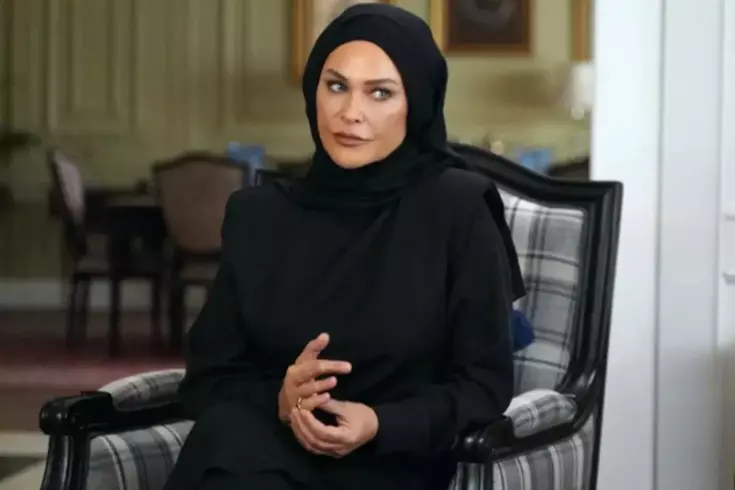 Hülya Avşar'ın filtresiz halini görenlerin ağzı açık kaldı