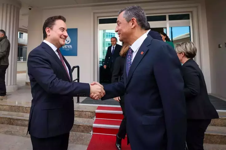 Ali Babacan'dan Özgür Özel'e rest: Kavga çıkar