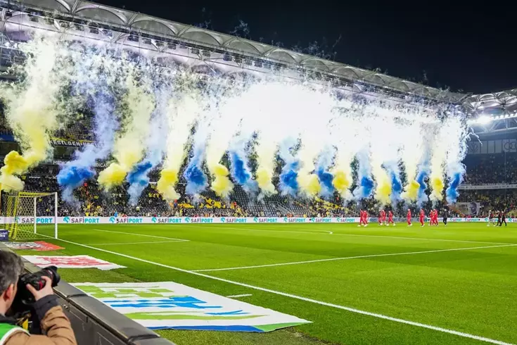 Anlaşma tamam, imzayı atıyor! Galatasaray'dan Fenerbahçe'ye transfer