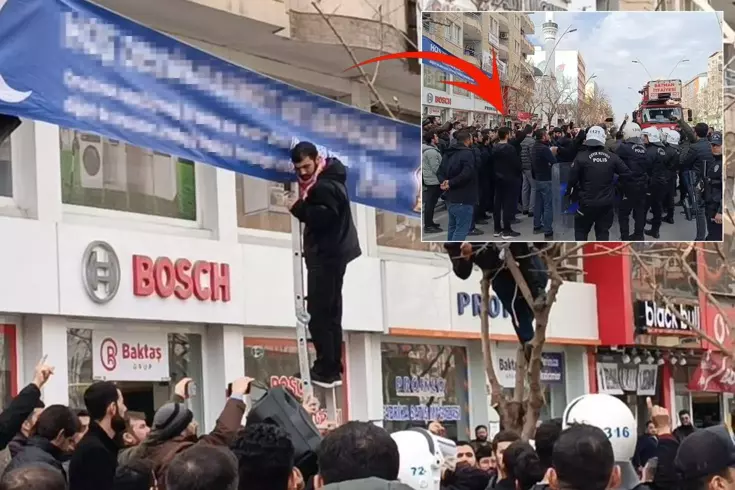 Kenti karıştıran Ramazan pankartı: Ekipler indirmek isteyince...