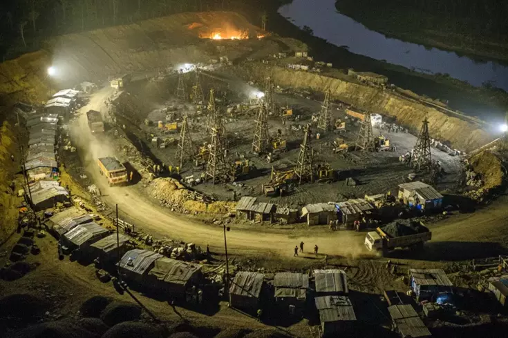 Nijerya'da yasa dışı işletilen madende karbonmonoksit faciası: 37 ölü