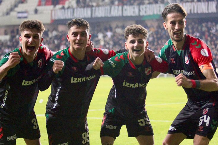 7 dakikada 4 gol attılar! Maçın skoru inanılmaz