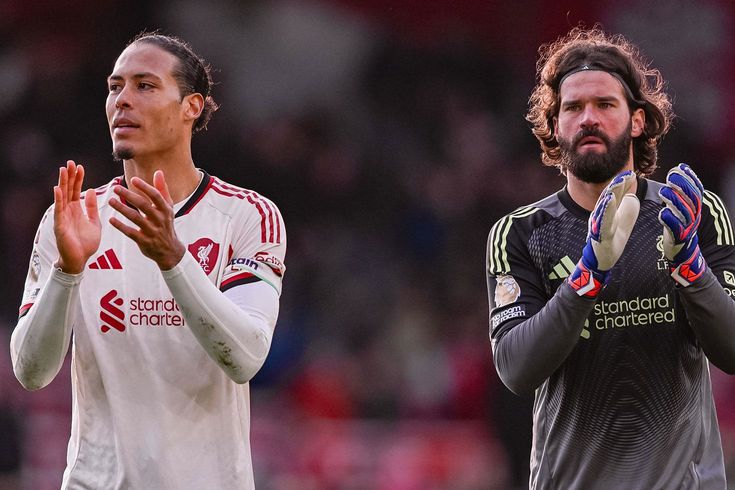 Fenerbahçe'nin rakibi Nottingham, Liverpool karşısında son saniyelerde yıkıldı