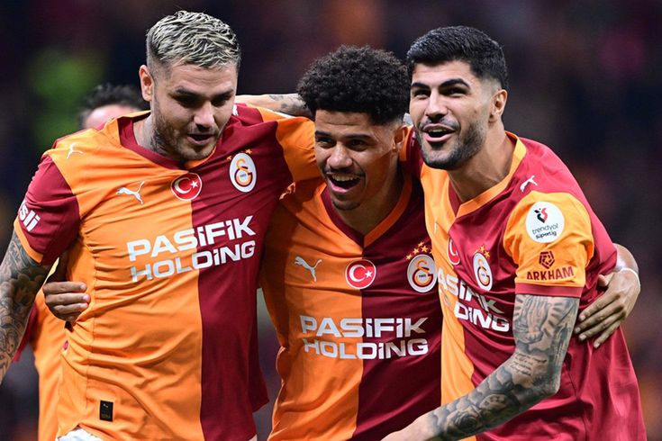 Galatasaray'dan Fenerbahçe'nin berabere kaldığı maç sonrası paylaşım
