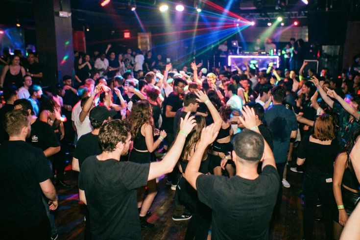 İngiltere'de öldüren gece kulübü! Oraya giden hastalığı kaptı