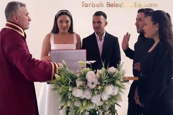 Nikah memuruna şaka yapmak istediler, hayatlarının şokunu yaşadılar
