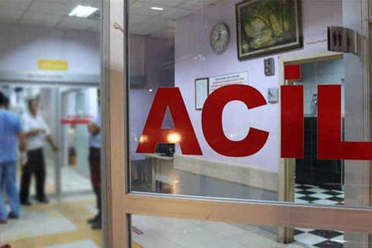 Siirt'te halı sahada fenalaşan kişi hayatını kaybetti