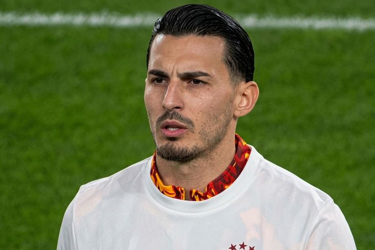 Sahaya çıktı olanlar oldu! Trabzonspor taraftarından Uğurcan Çakır'a büyük tepki