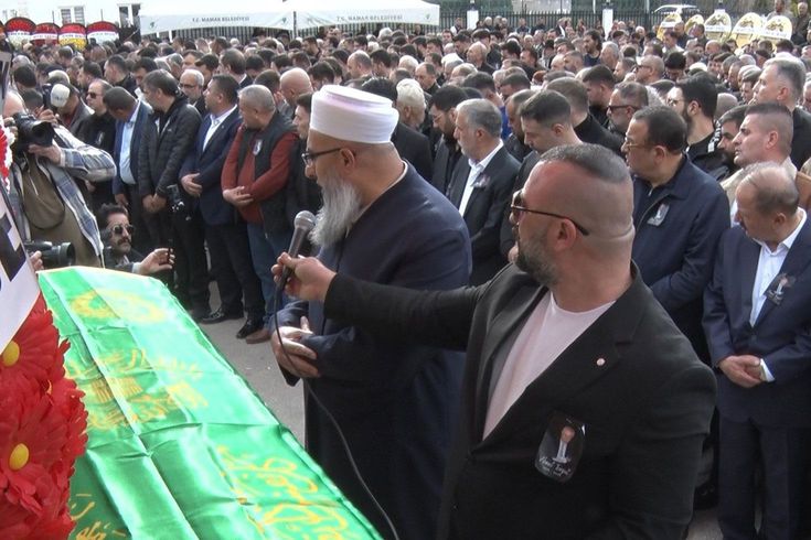 Kürt Ahmet lakaplı Ahmet Turgut son yolculuğuna uğurlandı