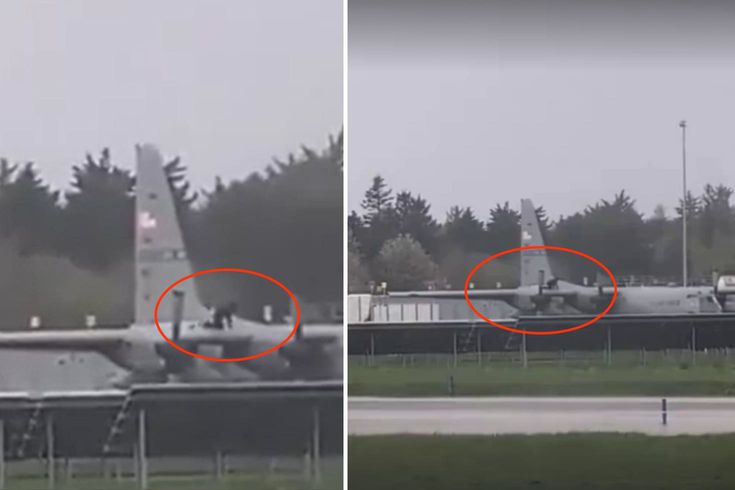 İrlanda'da ABD askeri uçağına baltalı saldırı
