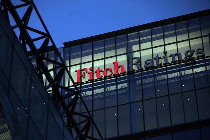 Fitch, Türkiye'nin pozitif kredi görünümünü değiştirdi