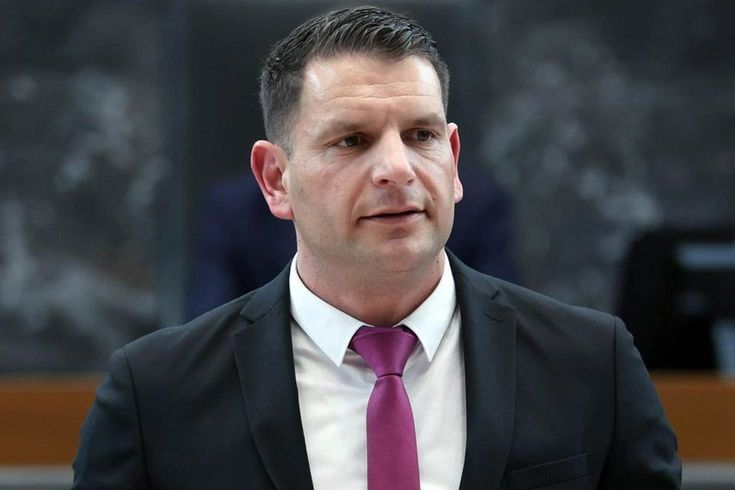 Slovenya Meclis Başkanı Stevanovic'ten, NATO'dan çekilmeye ilişkin olası referanduma destek sinyali