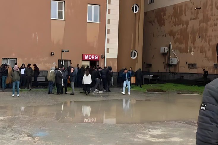 Okulun bahçesine yıldırım düştü: 2 çocuk hayatını kaybetti