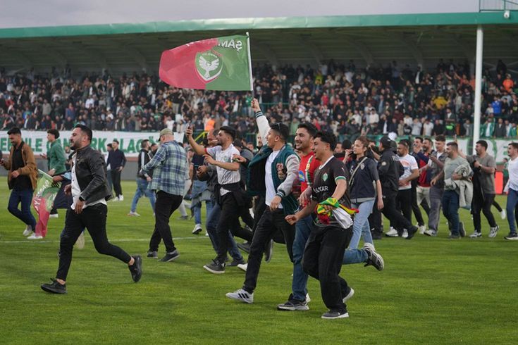 Tebrik ettikleri gönderiyi kaldırdılar! Batman Petrolspor'dan Amedspor'a tepki