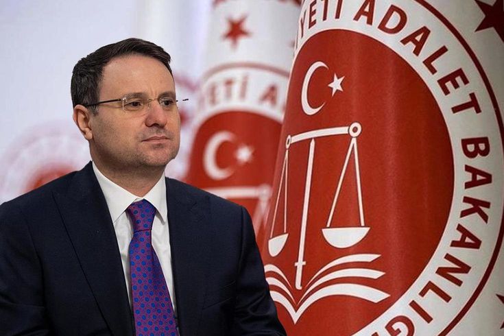 Adalet Bakanlığı 15 bin sözleşmeli personel alacak! İşte alınacak kadrolar