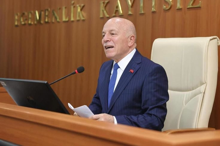 Mehmet Sekmen, hediyelik eşyalara 12,5 milyon TL harcandığını doğruladı