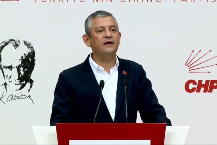 Mutlak butlan kararının ardından Özgür Özel'den açıklama: Sonuna kadar direneceğiz