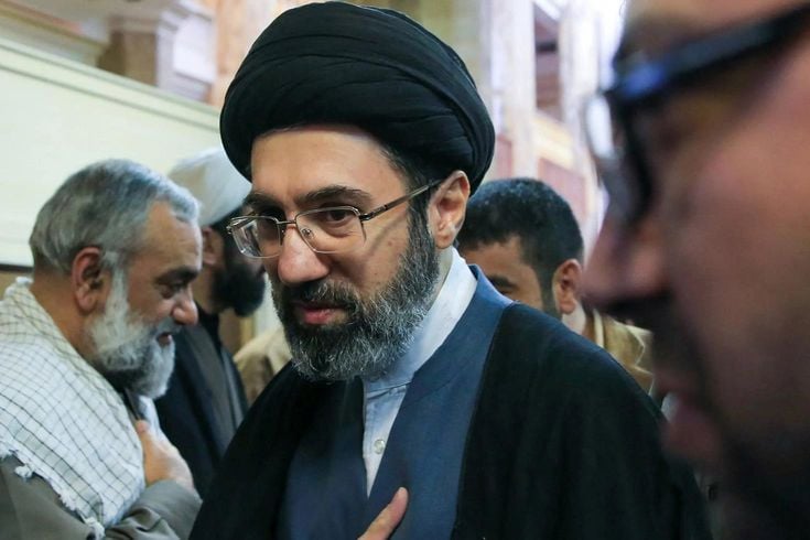 İran, Hamaney'in ABD-İsrail saldırılarında yaralandığını doğruladı