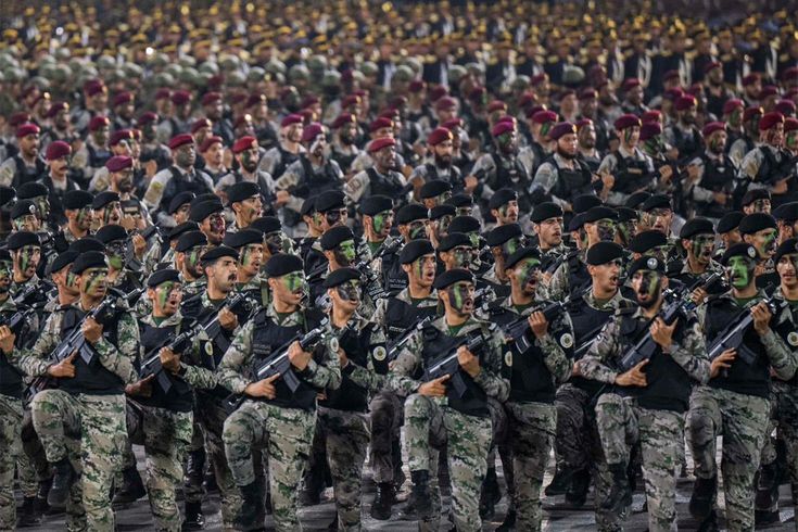 Suudi Arabistan'da Hac öncesi savaş hazırlığı gibi tatbikat