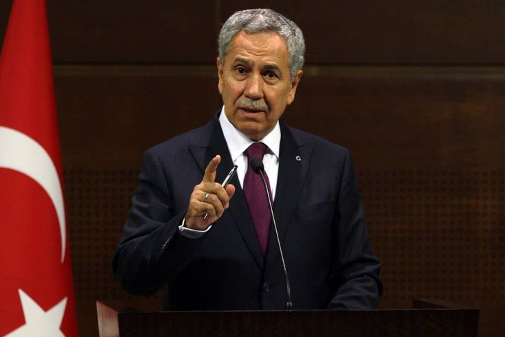 Bülent Arınç'tan mutlak butlan yorumu: Yargıtay bir an önce tedbiri kaldırmalı