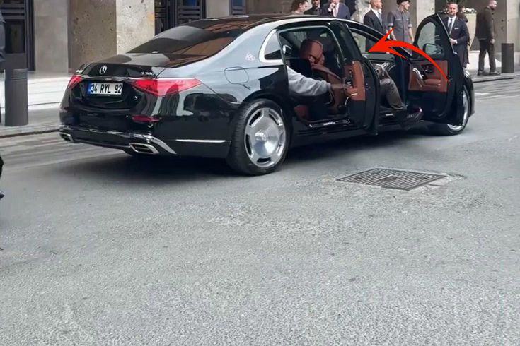 Türkiye’ye gelen Kanye West'ten hayranlarına soğuk duş