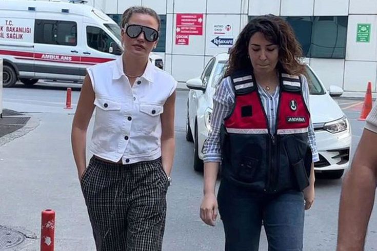 Ünlü isimlerin uyuşturucu test sonucu belli oldu! Serenay Sarıkaya, Blok3, Feyza Civelek...