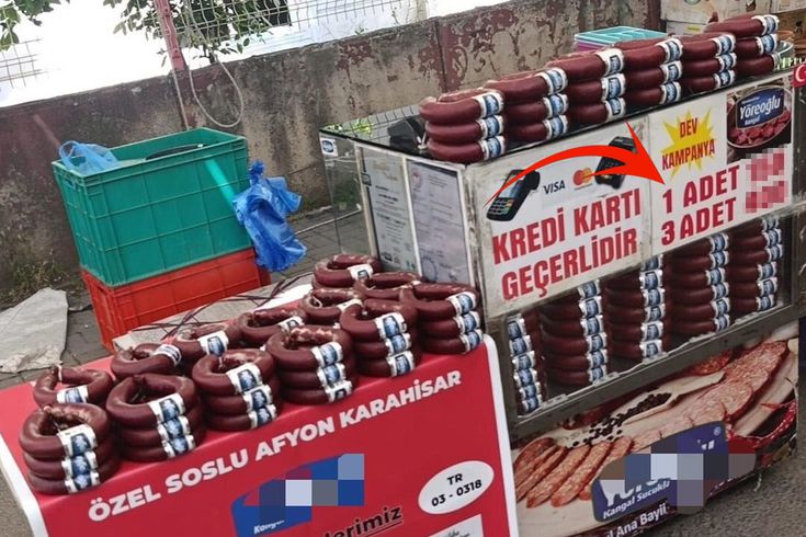 Bunları kimse denetlemiyor mu? Pazarda 3 adet sucuğu sattıkları fiyata bakın