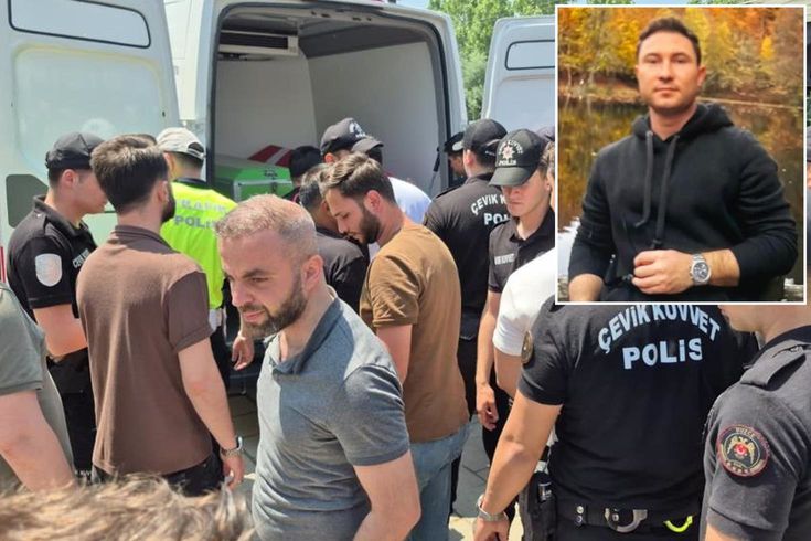 Polis memuru evinde ölü bulundu