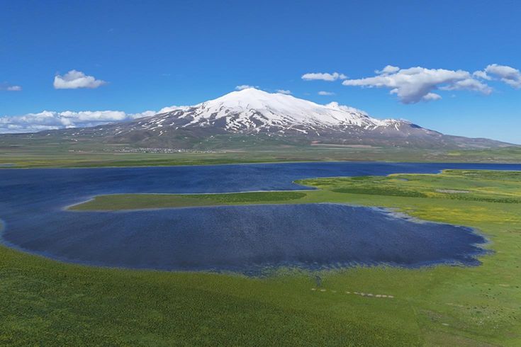 Burası Norveç değil Türkiye'nin doğusu! Manzara hayran bıraktı