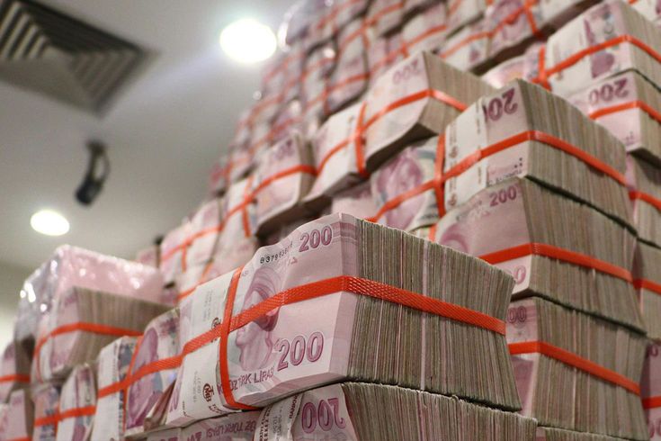 Benzeri görülmemiş ikramiye bir kişiye çıktı! Bir anda Türkiye'nin en zenginlerinden oldu