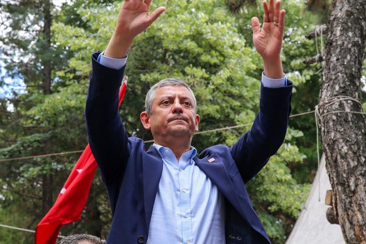 Özel'in kuracağı yeni partinin isminden sonra logosu da sızdı