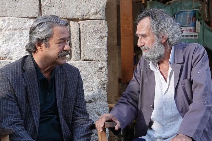 Menderes Samancılar'dan 50 yıllık dostu Kadir İnanır'a duygusal veda: Sanki vurulmuşuz bir tarafımız tutmuyor gibi