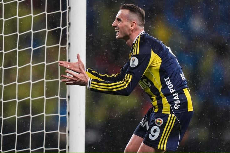 UEFA'dan Fenerbahçe'ye dev ceza