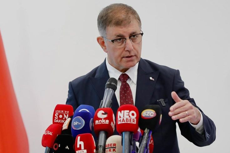 Cemil Tugay'dan AK Parti'ye geçecek iddialarına yanıt
