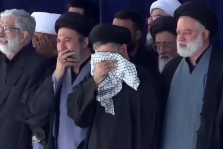 Hamaney'in cenazesinde dikkat çeken ayrıntı! Yeni lider yoktu