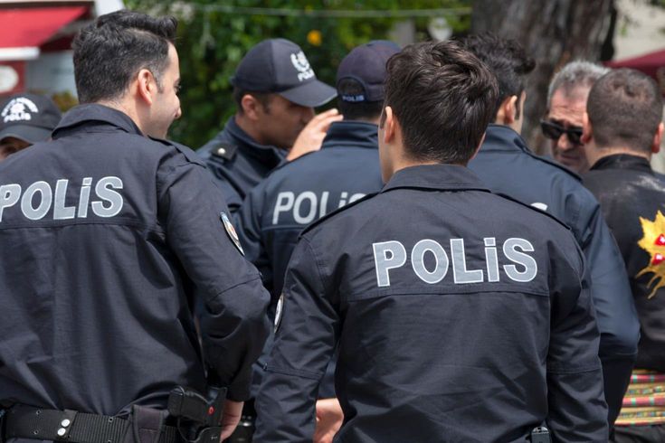NATO Zirvesi için düğmeye basıldı! Polis üniformalarında dikkat çeken değişiklik