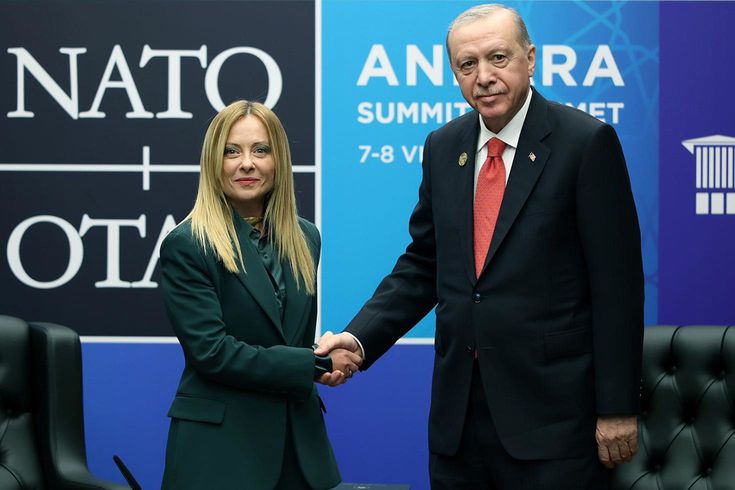 Erdoğan'dan Meloni'ye: AB ile son pürüzleri kaldıralım