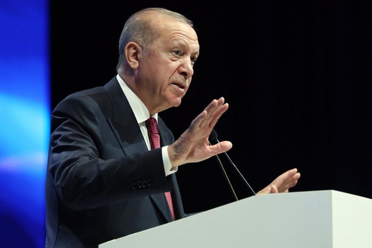 Cumhurbaşkanı Erdoğan'ın 50 yıllık yol arkadaşı açıkladı: Referanduma gideceğiz
