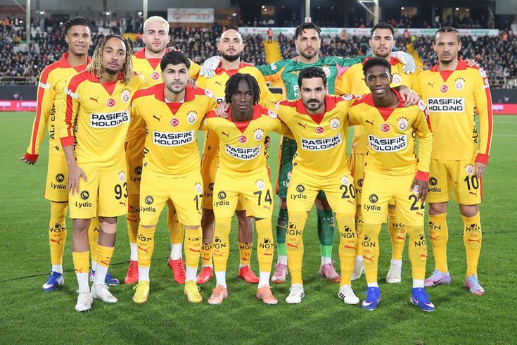 Ahmed Kutucu yeni takımına imzayı attı