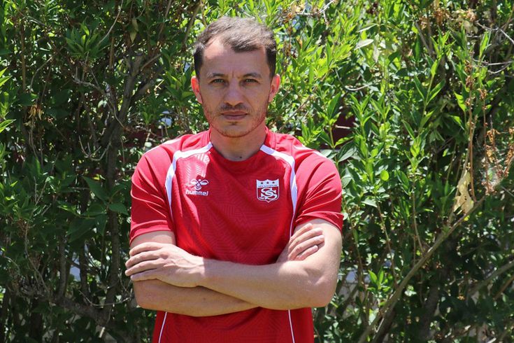 Ziya Erdal, 17 yıl formasını giydiği takıma antrenör olarak geri döndü