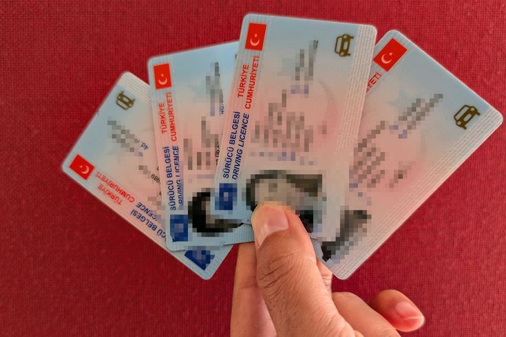 Yeni ehliyet düzenlemesi resmen kabul edildi! Bunları yapanın sürücü belgesi iptal edilecek